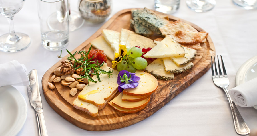 Cool Yule at La Farola